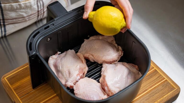 This simple method transforms chicken thighs into a crispy delight… you’ll crave it!