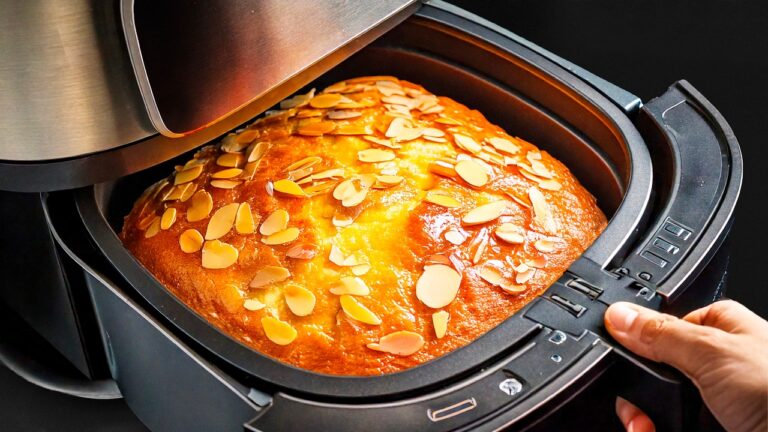 5-Minute Healthy Apple Oat Cake: No Sugar, No Flour, Just Delicious!