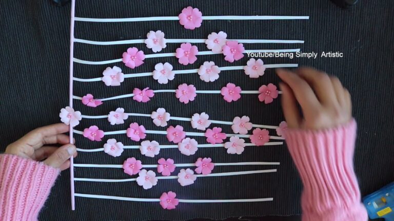 10 Easy Steps to Create Stunning Paper Flower Wall Hangings for Your Home Decor