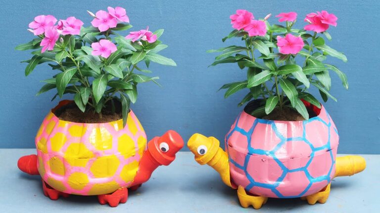 7 Steps to Create Adorable Turtle-Shaped Flower Pots from Recycled Bottles!