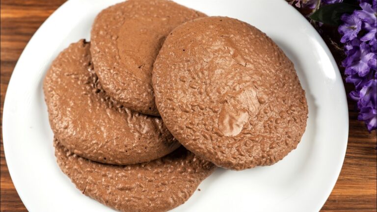 3 Easy Ingredient Chocolate Cookies in 5 Minutes – No Flour or Baking Required!