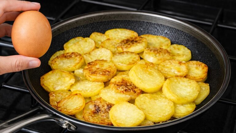 7 Simple Steps to Italian-Style Roasted Potatoes for the Perfect Dinner!
