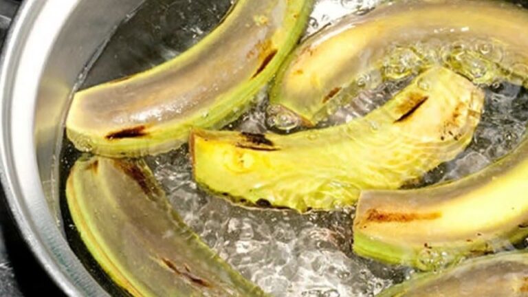 Boil a Banana: 3 Surprising Benefits for Better Sleep Tonight!