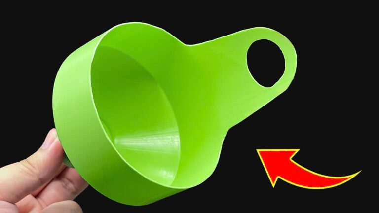 5 Genius Hacks Using Plastic Bottles You Need to Try Today!